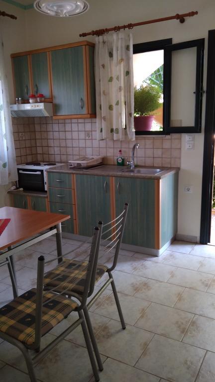 Nikolitsa Apartments Glyfada  Екстериор снимка